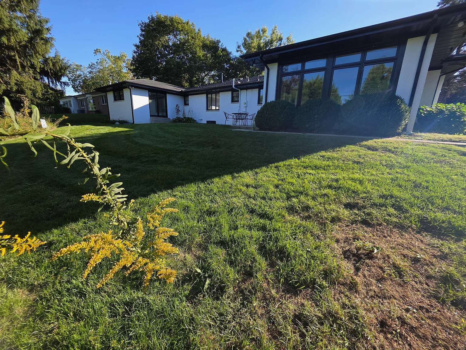 206 Imperial Dr — Photo 1