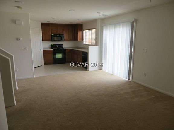 4th image of 6039 Hidden Summit St #0