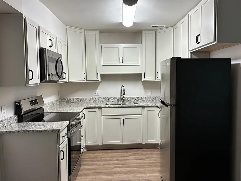 Wildwoods of Lake Johnson — Photo 84