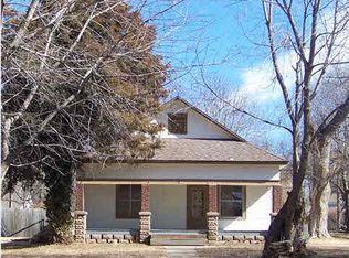 214 N Tracy St, Clearwater, KS 67026