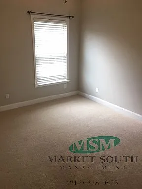 1705 Lincoln St — Photo 14