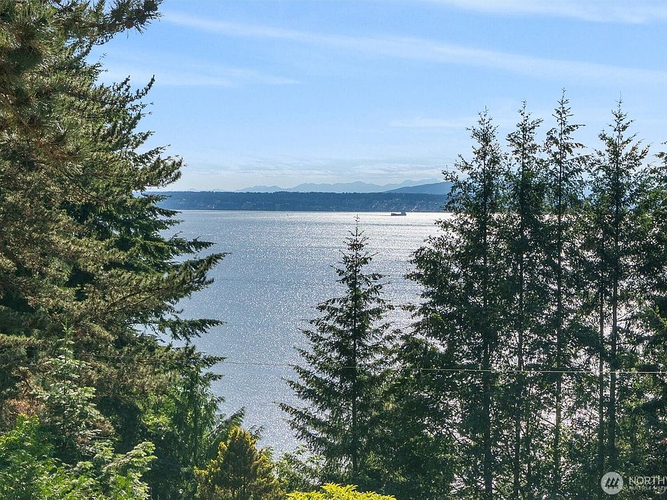 1st image of 4014 57th Avenue SW