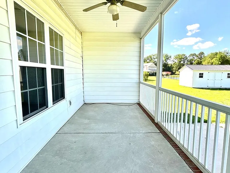 1933 Teesdale Dr — Photo 34