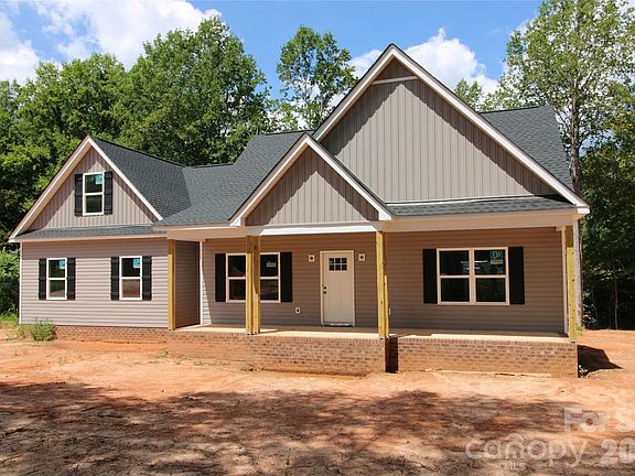2nd image of 989 Rhyne Rd