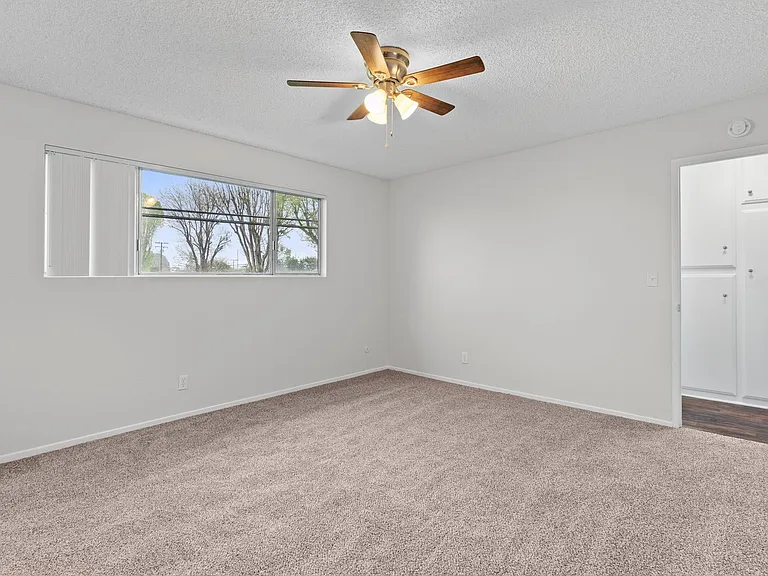 8331 Lampson Avenue — Photo 26