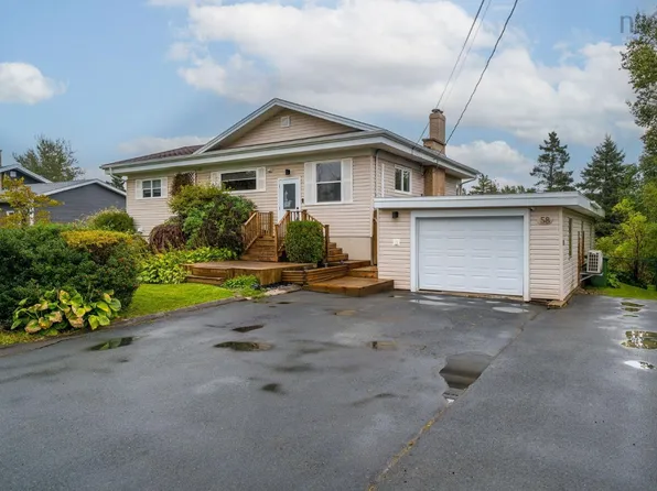 58 Oceanlea Dr, Eastern Passage, NS B3G 1E4