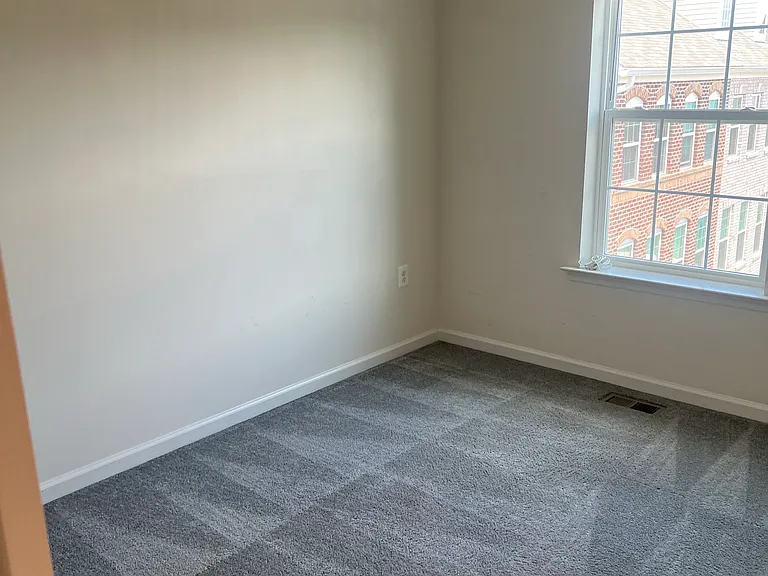5331 Greenwich Cir — Photo 13