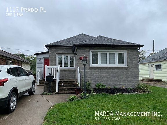 2nd image of 1117 Prado Pl