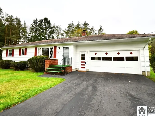 524 Valerie Ln, Jamestown, NY 14701