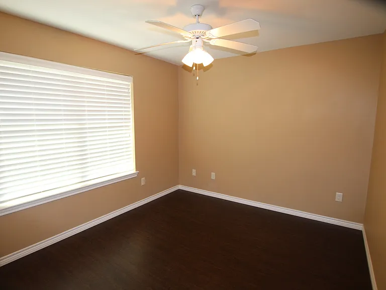 19391 King Ranch Dr — Photo 4
