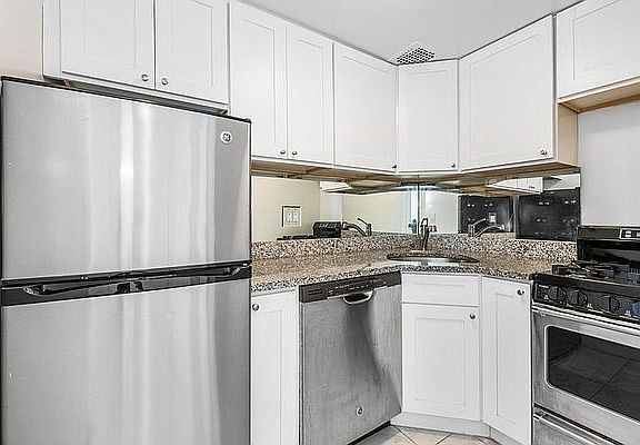 4th image of 145 W 78th St APT 4A