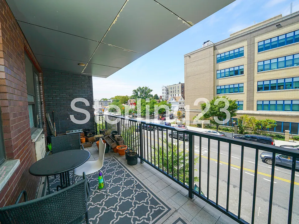 45 Hinckley Pl #5D