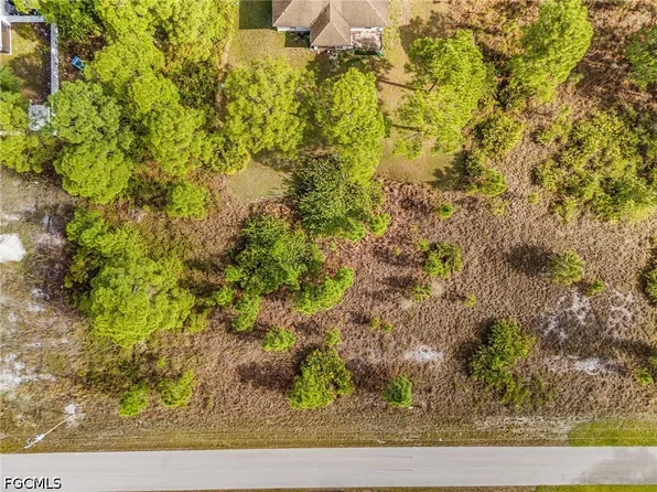 1113 Darling St E, Lehigh Acres, FL 33974