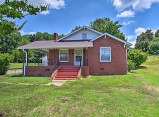 5725 Robin Wood Ln, Winston Salem, NC 27105