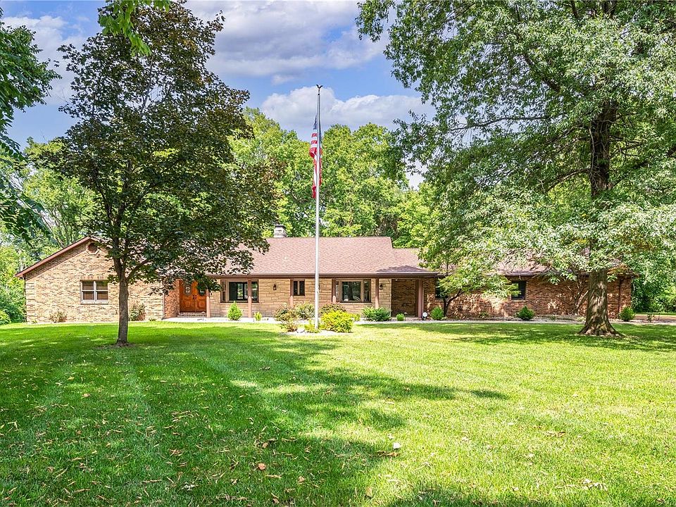 43 Sugar Ln, Collinsville, IL 62234 | MLS #23045353 | Zillow