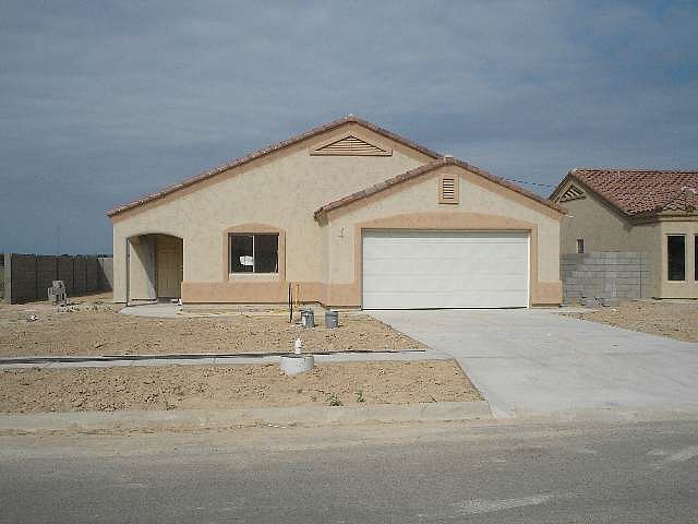 1st image of 416 S Saucedo Ave
