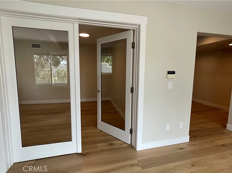 2183 Argyle Ave — Photo 7