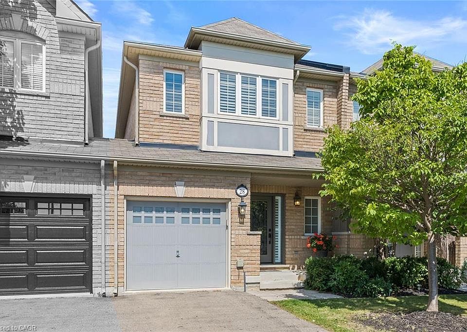 1st image of 28 Chetholme Pl