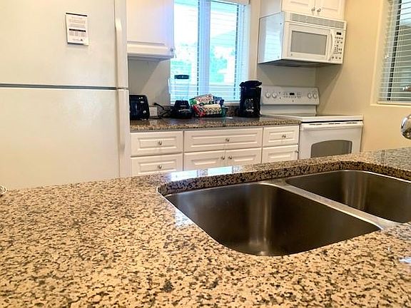 4th image of 2511 Boxwood Ln