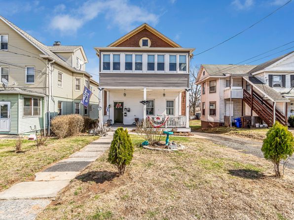 156 S Main St, Middletown, CT 06457