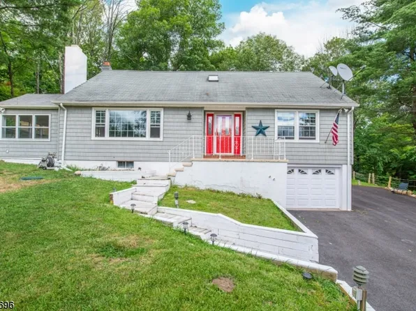 4 Margaret Ln, Vernon Twp., NJ 07461