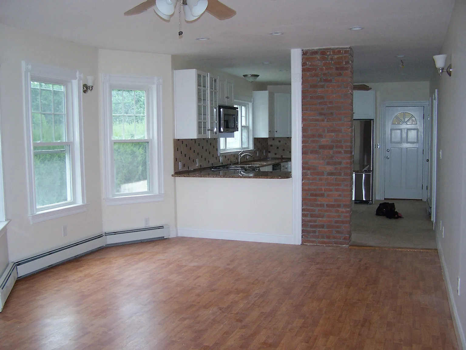 2 bed, 1400 sqft, $3,100 — Photo 4
