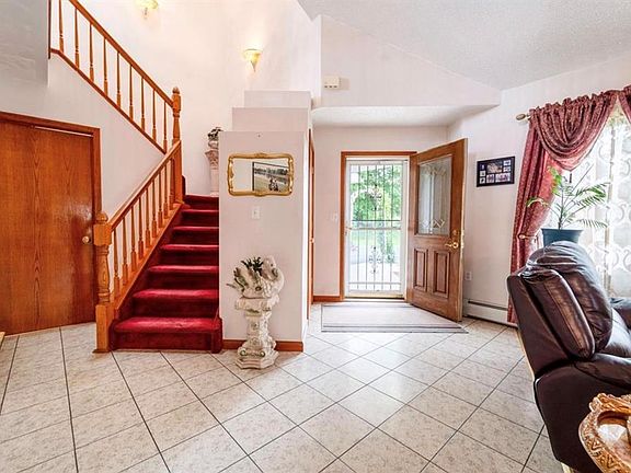 2nd image of 120 Home Ave