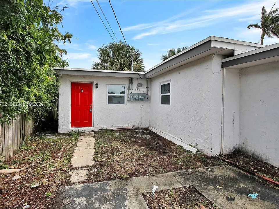 1160 W 26th Ct #B