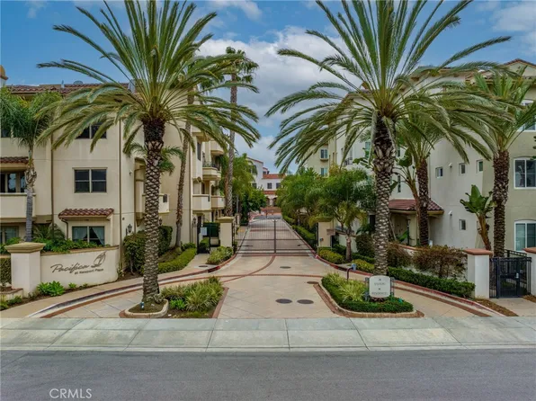 401 Bernard St Unit 202, Costa Mesa, CA 92627