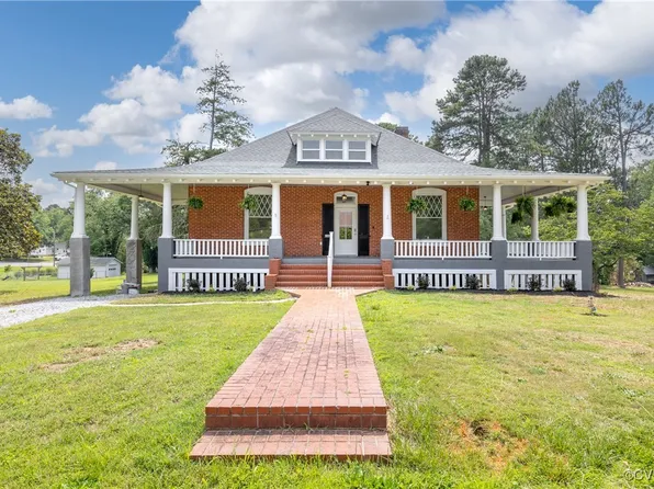 2301 Lee Ave, Victoria, VA 23974