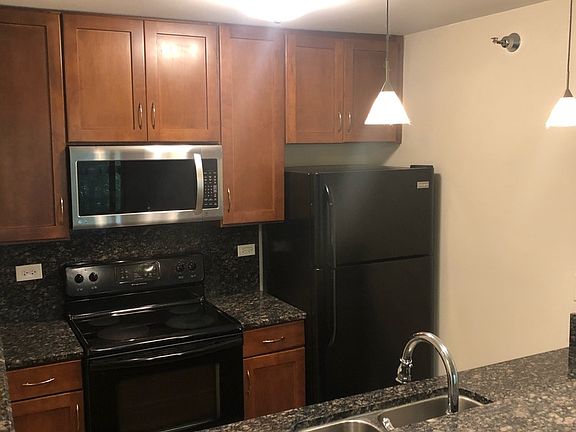 2nd image of 212 Glengarry Dr APT 307
