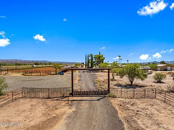 3rd image of 37505 S CAMINO BLANCO Road
