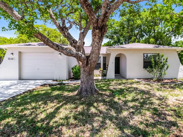9136 Lometa Ln, Port Richey, FL 34668