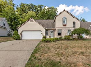 106 Hampshire Dr, Cranberry Township, PA 16066