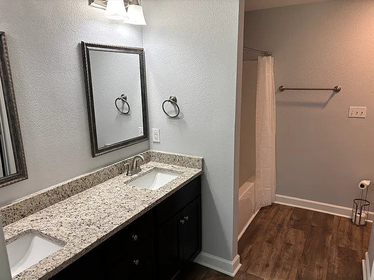 3860 Chesterfield Ln — Photo 10