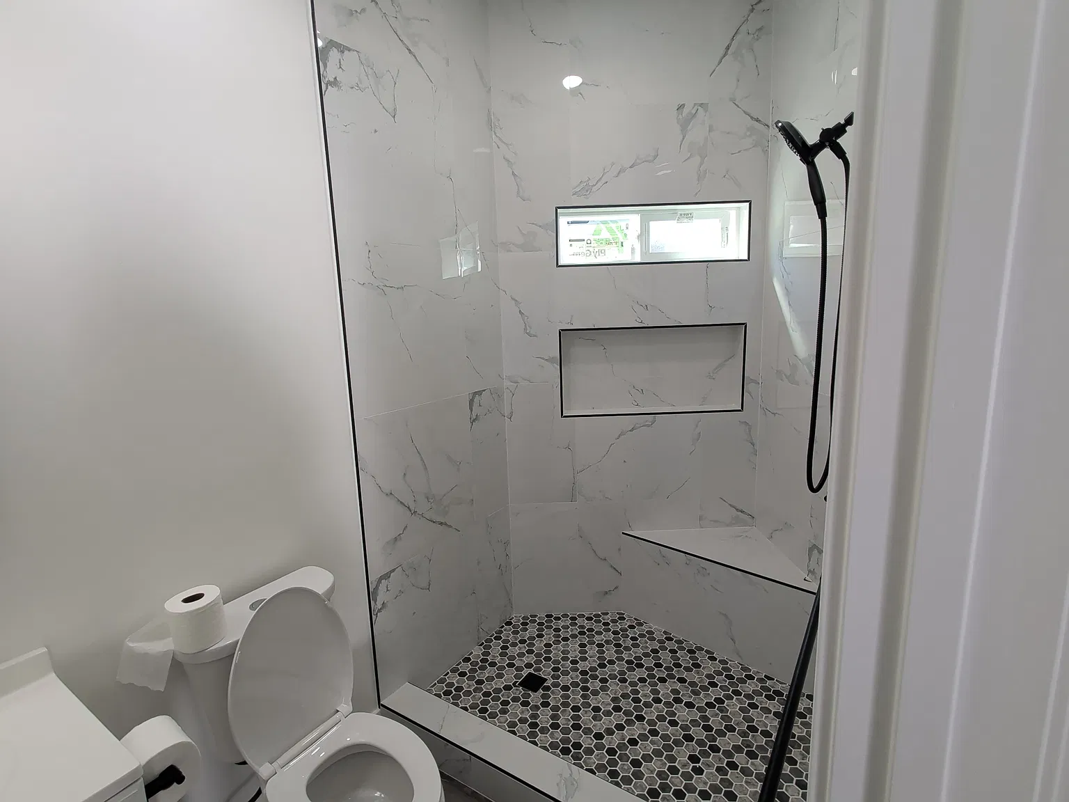 803 Colorado Ave — Photo 1