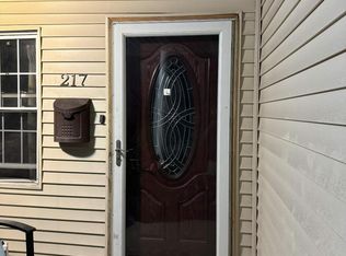 217 Prospect St, Dunmore, PA 18512