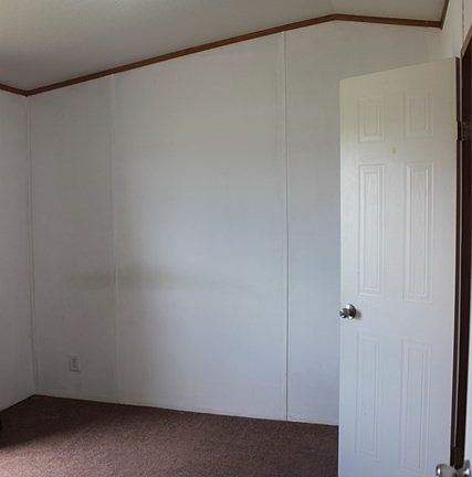 5th image of 122 N Palomino Ave