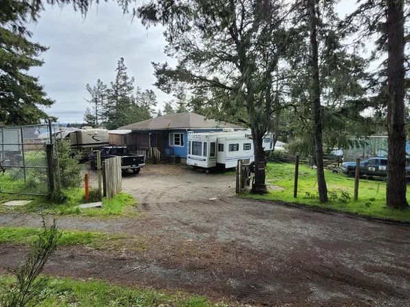 1589 Seagate Ave, Coos Bay, OR 97420