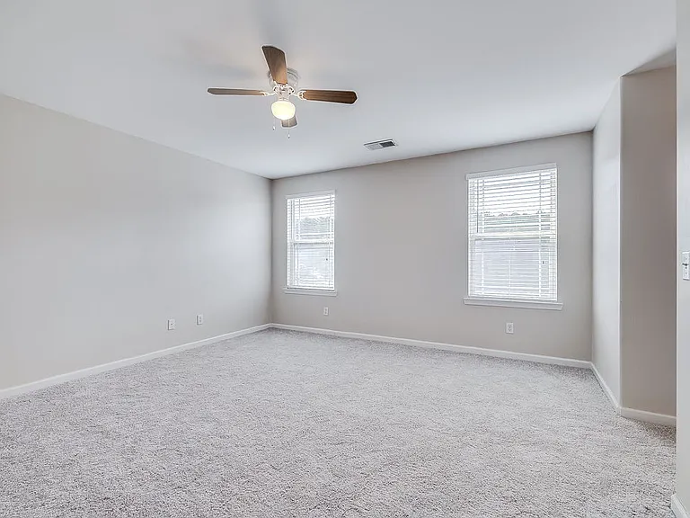 58 Spring Lakes Cir — Photo 23