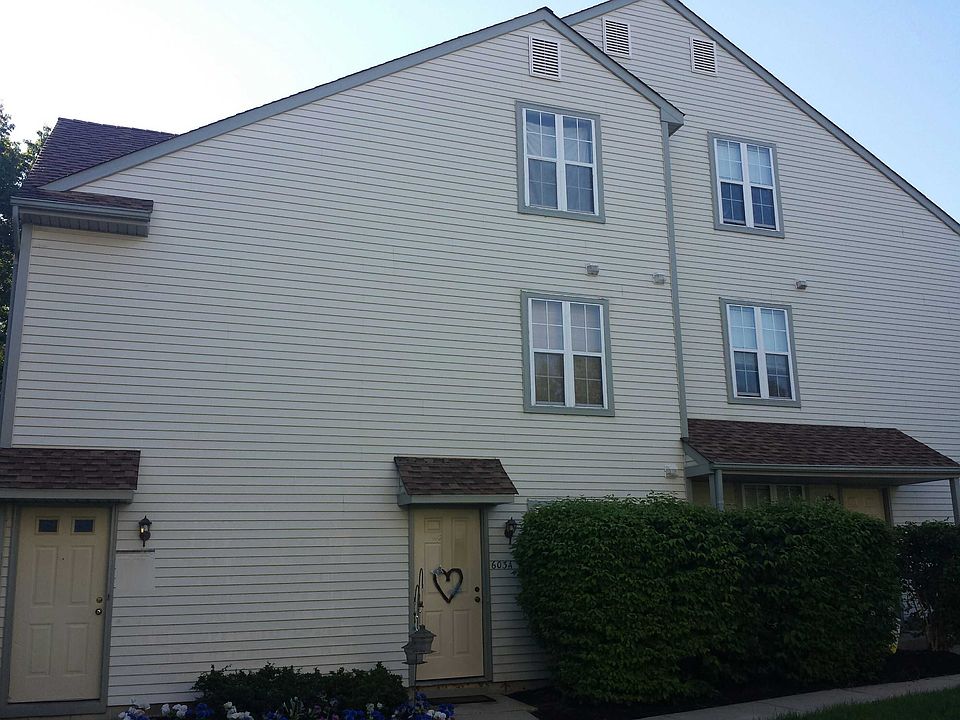 2nd image of 603A Harwood Ct