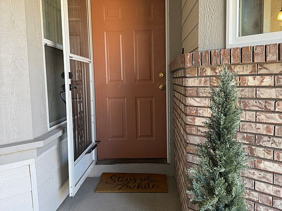 2nd image of 25 W Ridge Ct
