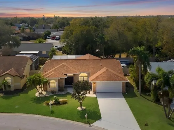 4608 Vintage Dr, Sarasota, FL 34243