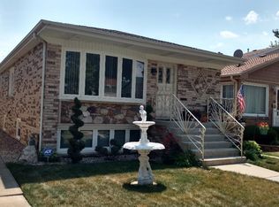 7371 W Leland Ave, Harwood Heights, IL 60706