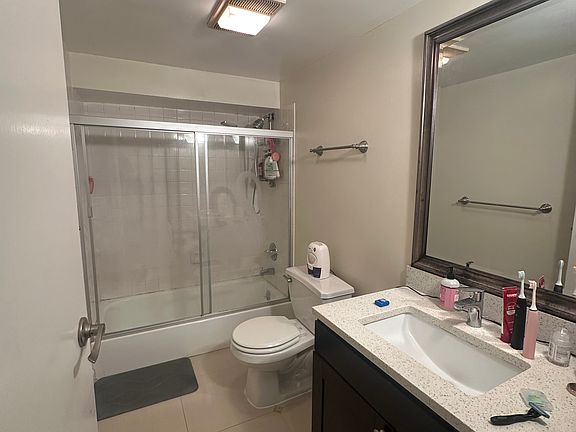 2nd image of 2423 25th Ave