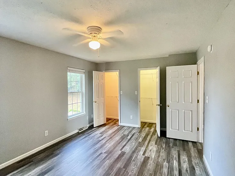 1069 Blue Ridge View Cir — Photo 19