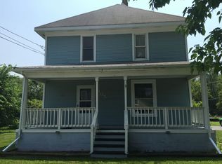 305 E Crystal Lake Ave, Crystal Lake, IL 60014