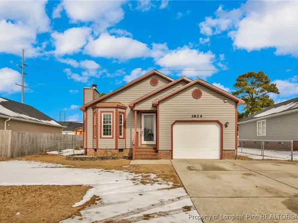 3824 Constance Rd, Hope Mills, NC 28348