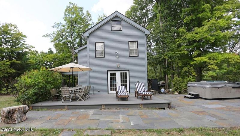 5th image of 24 Elm Lane