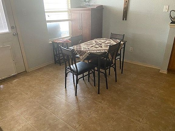 4th image of 1006 Remington Dr